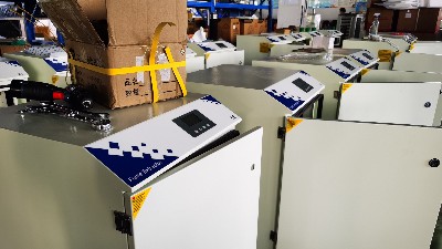 焊接煙塵凈化設(shè)備,執(zhí)信環(huán)保焊接車間煙塵凈化設(shè)備制造廠家。