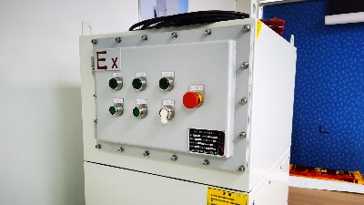 執(zhí)信環(huán)保,工業(yè)防爆集塵器,金屬粉塵除塵設(shè)備,生產(chǎn)制造！