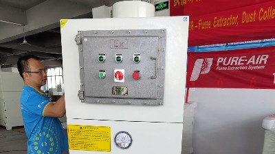 執(zhí)信環(huán)保工業(yè)防爆粉塵吸塵器,防爆除塵設(shè)備10年專業(yè)制造企業(yè)！