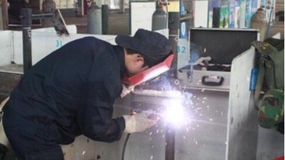 焊接凈化器,焊接煙氣凈化器,執(zhí)信環(huán)保實(shí)力廠家。