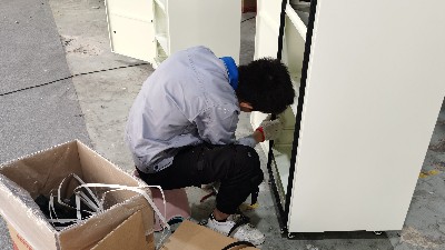 執(zhí)信環(huán)保移動(dòng)式除塵器,制造加工企業(yè)的煙塵凈化設(shè)備！