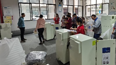 執(zhí)信環(huán)保固定式焊煙凈化器,焊接煙塵處理設(shè)備制造商！